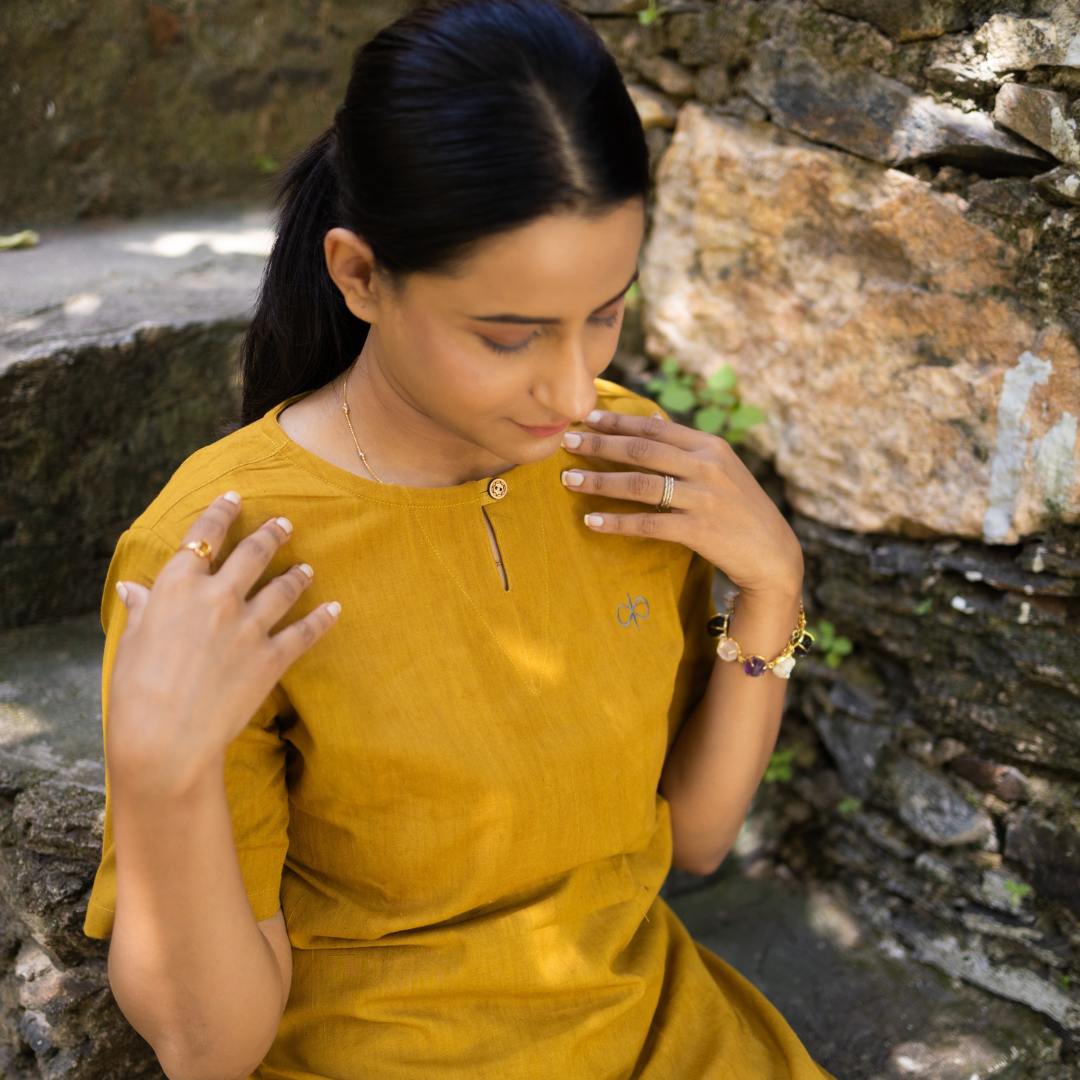 100% Organic Handloom Khadi Yoga Top (Set of 1) - Female