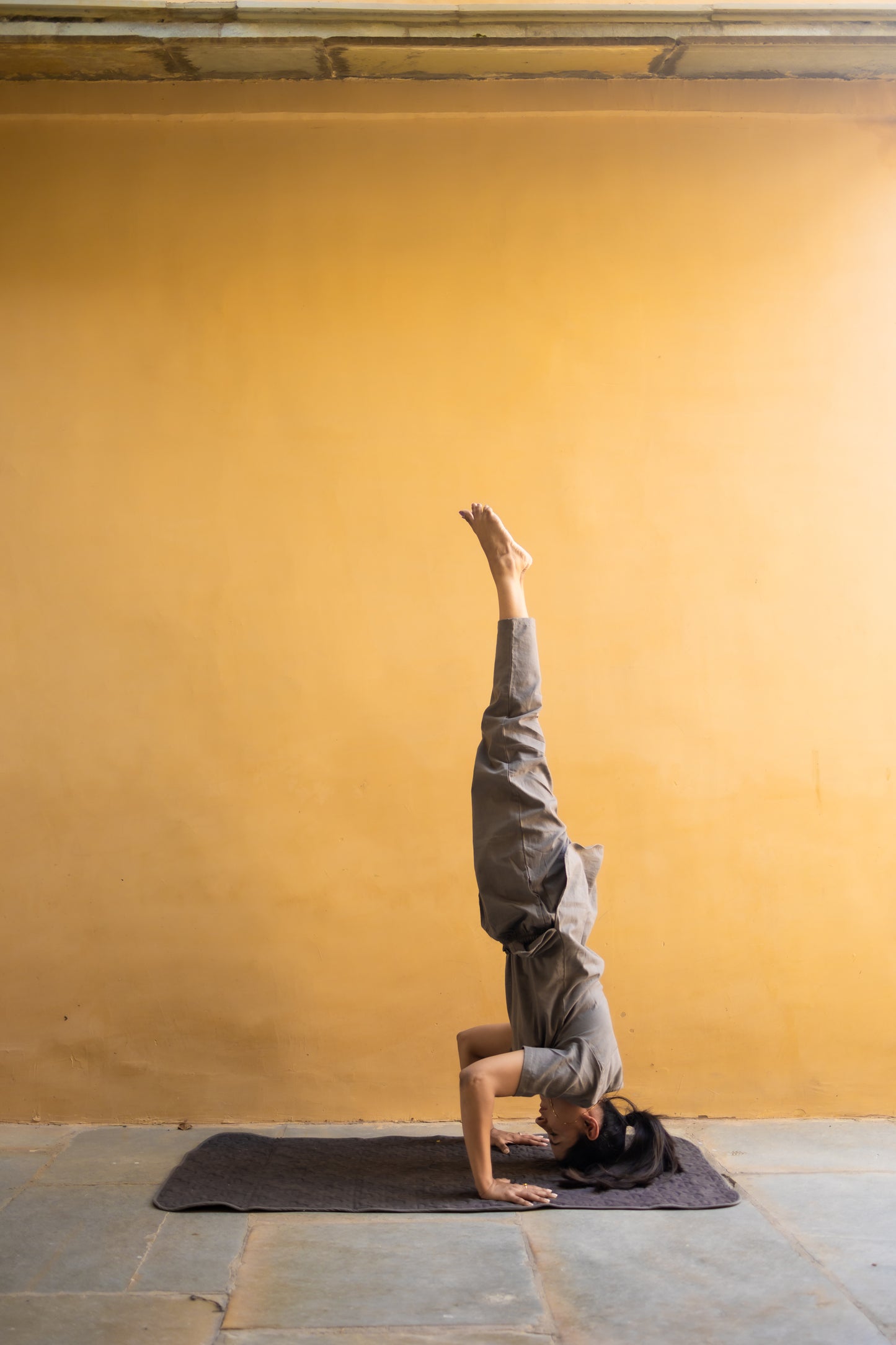 "Kosmoh 100% Organic KHADI Yoga Coord Set - Moonlit Gray ( Set of top & yoga pants ) - Female "