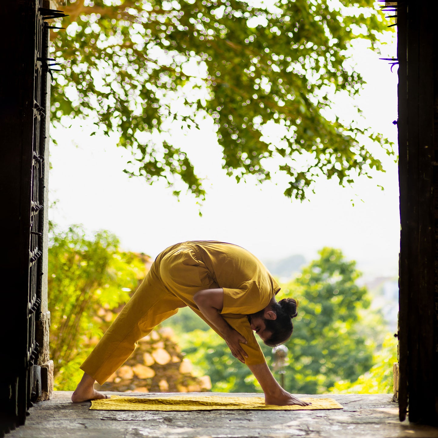 Meditation & Yoga Essentials Kit - Male